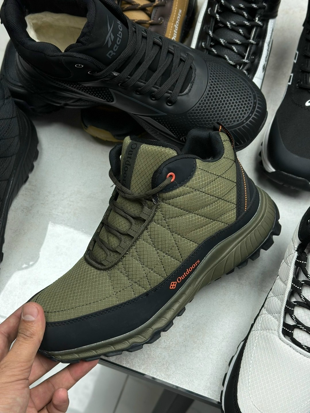 кроссовки reebok зимние,кроссовки reebok,кроссовки зимние мужские чёрные рибок,кроссовки reebok easytone зимние,кроссовки reebok royal glide mid