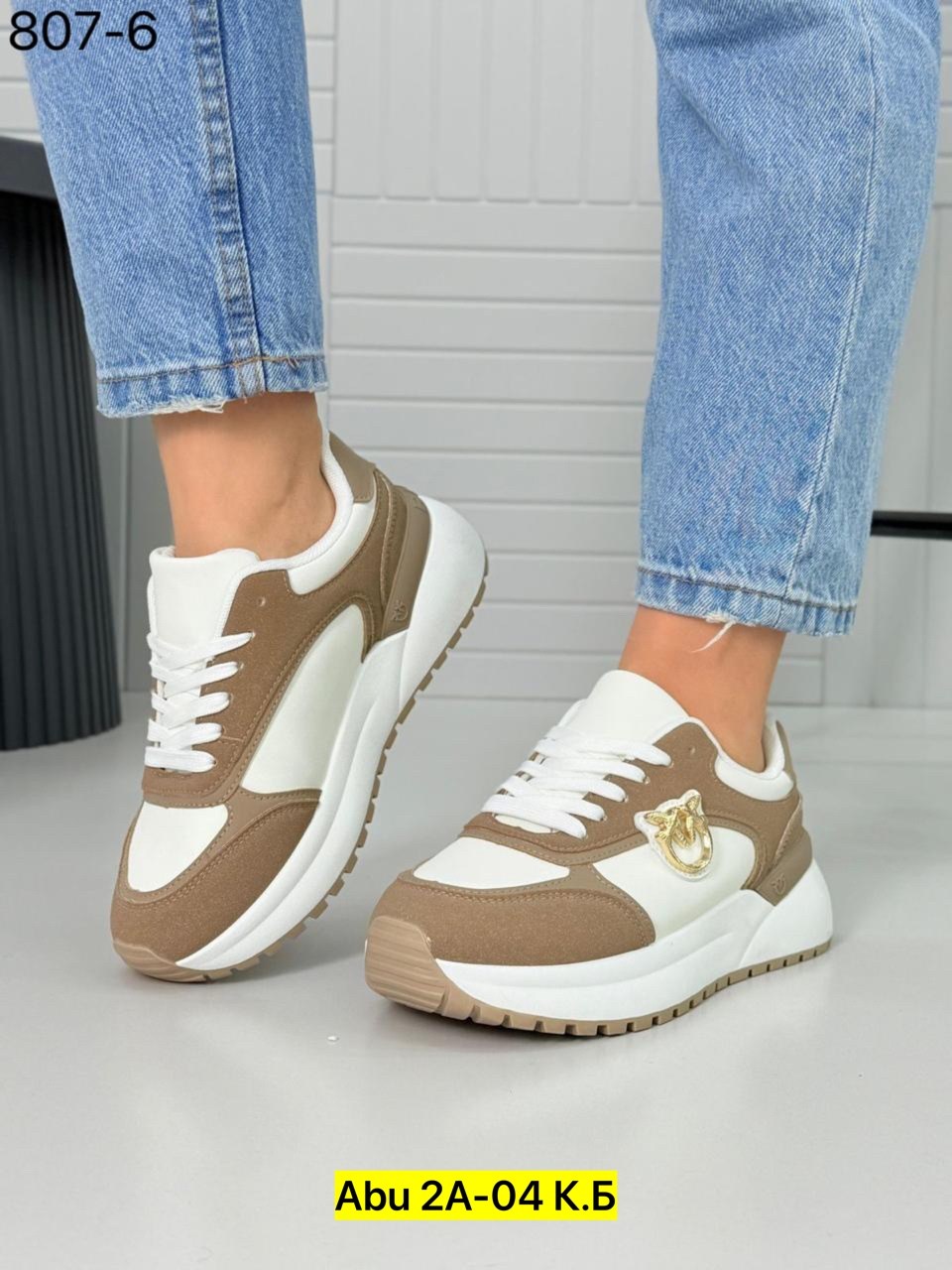 ,женские кроссовки,кроссовки модные,кроссовка,кроссовки стильные