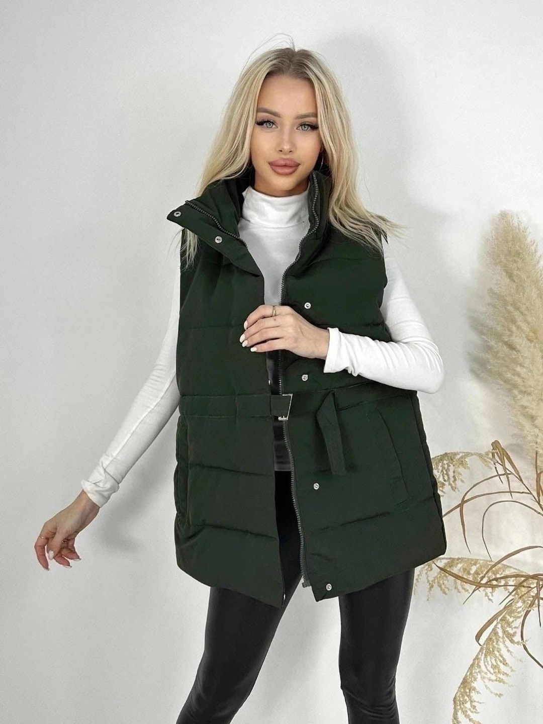 жилетка женская,жилет женский,жилетка,модные жилетки,безрукавка жилет