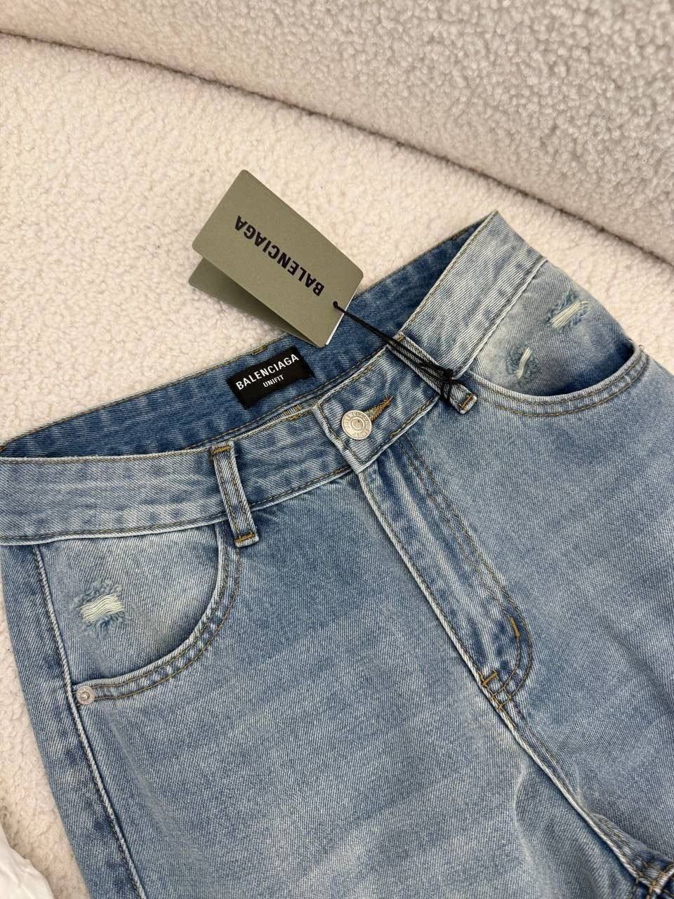 женские джинсы,брюки джинсы,модные джинсы,трендовые джинсы,джинсы синее