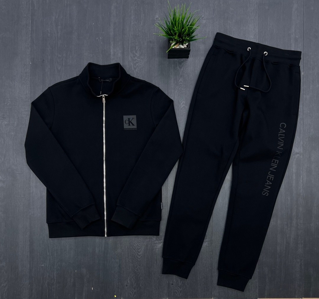 костюм спортивны calvin klein,спортивный костюм armani,мужские костюмы спортивные,костюм кельвин кляйн мужской,спортивные костюм