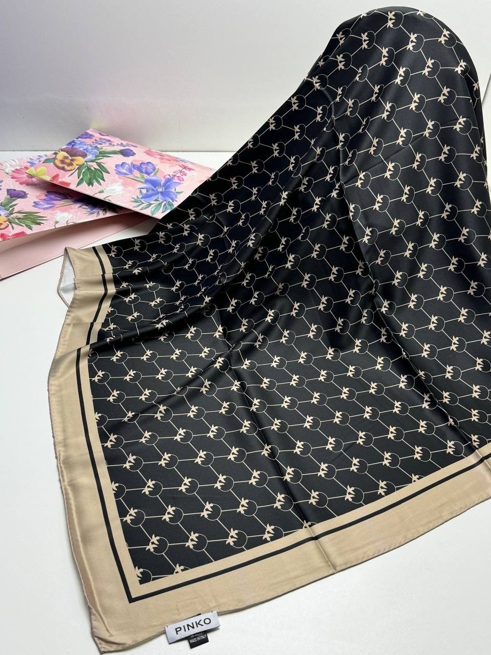 брендовый платок,платки женские,платки шелковые,платки шарф,платка