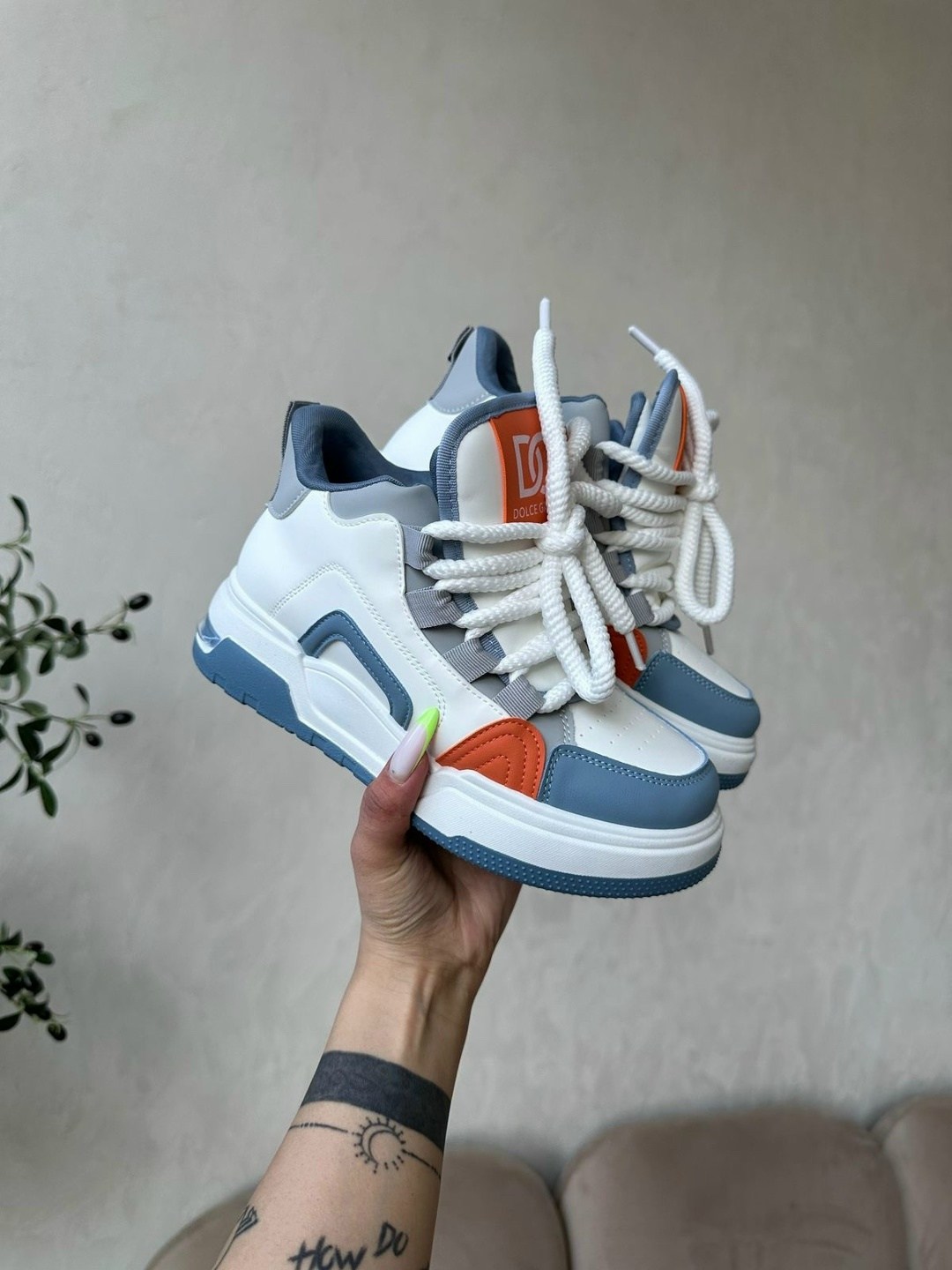 ,кроссовки женскиe,высокие кроссовки,спортивная ,кроссовки весенние женские