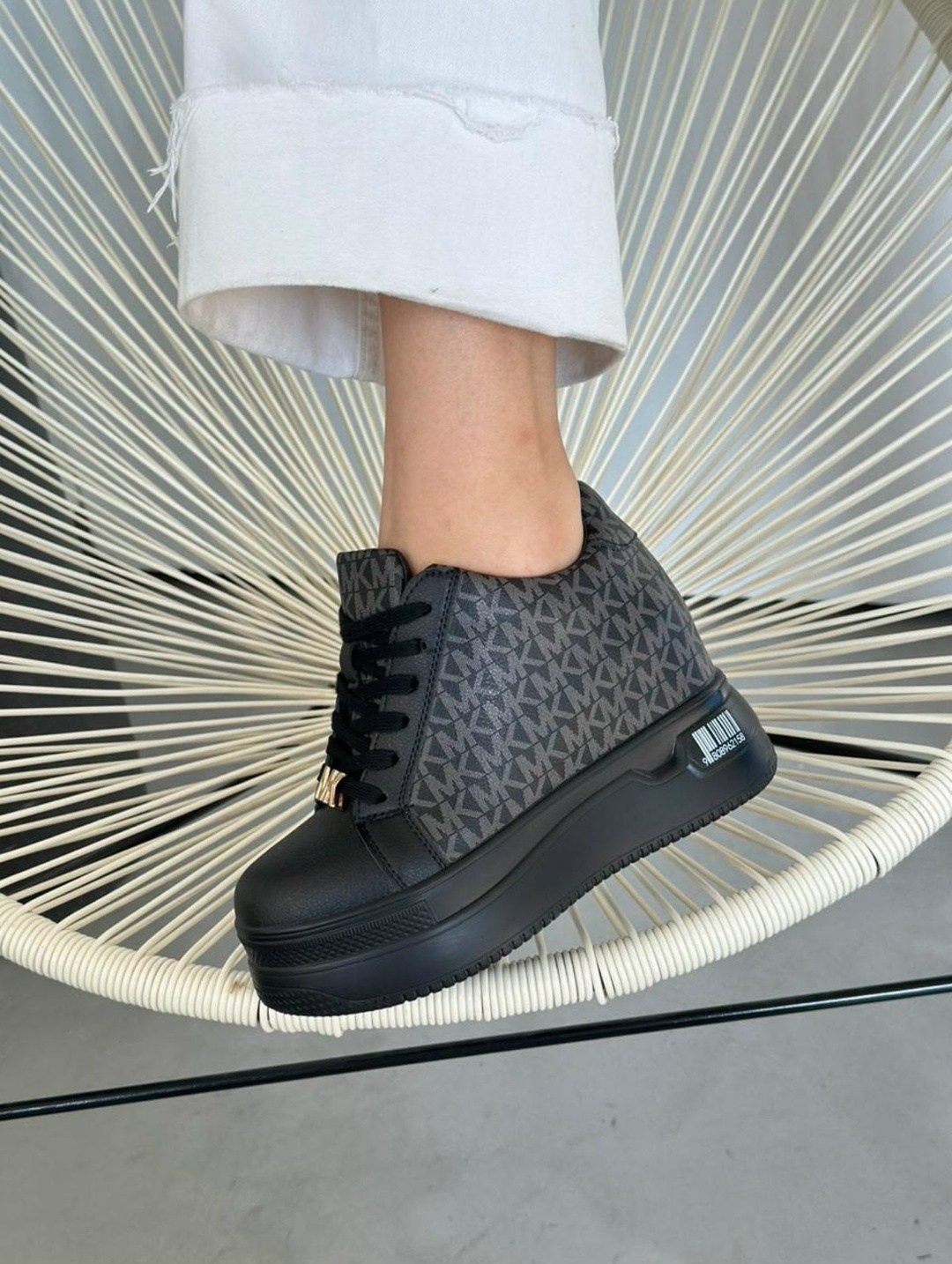 ,кроссовки женскиe,кроссовки женские на платформе,спортивная ,женская