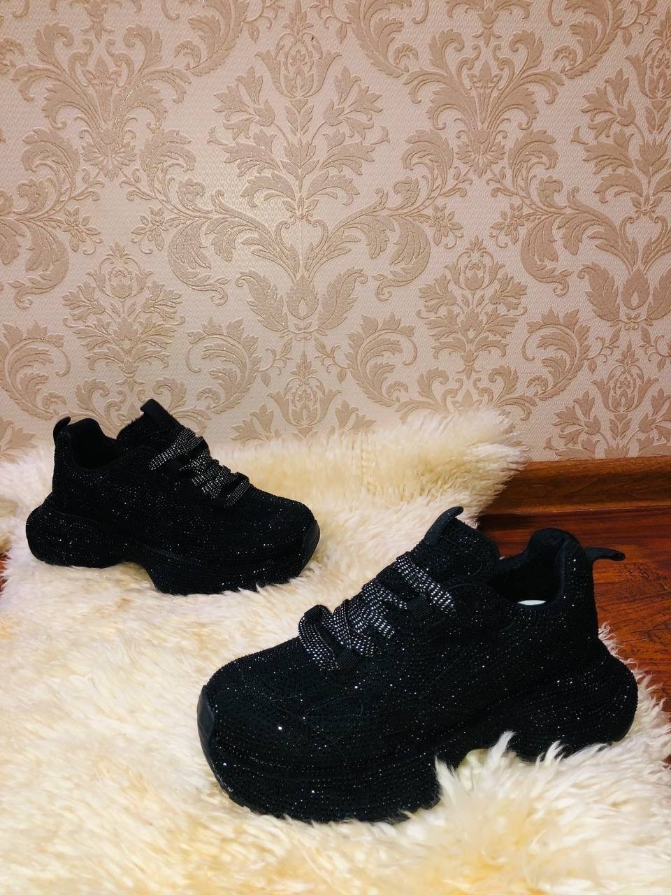 кроссовки женскиe,,черные кроссовки,блестящие кроссовки, женская