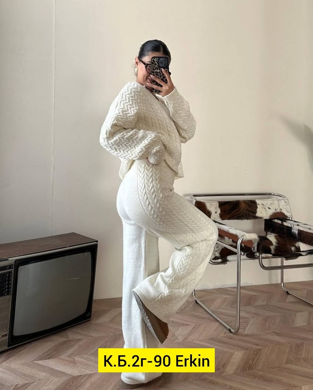 костюм женский вязаный,вязаные костюмы,вязаный брючный костюм,трикотажные костюмы,костюм брючный теплый вязаный