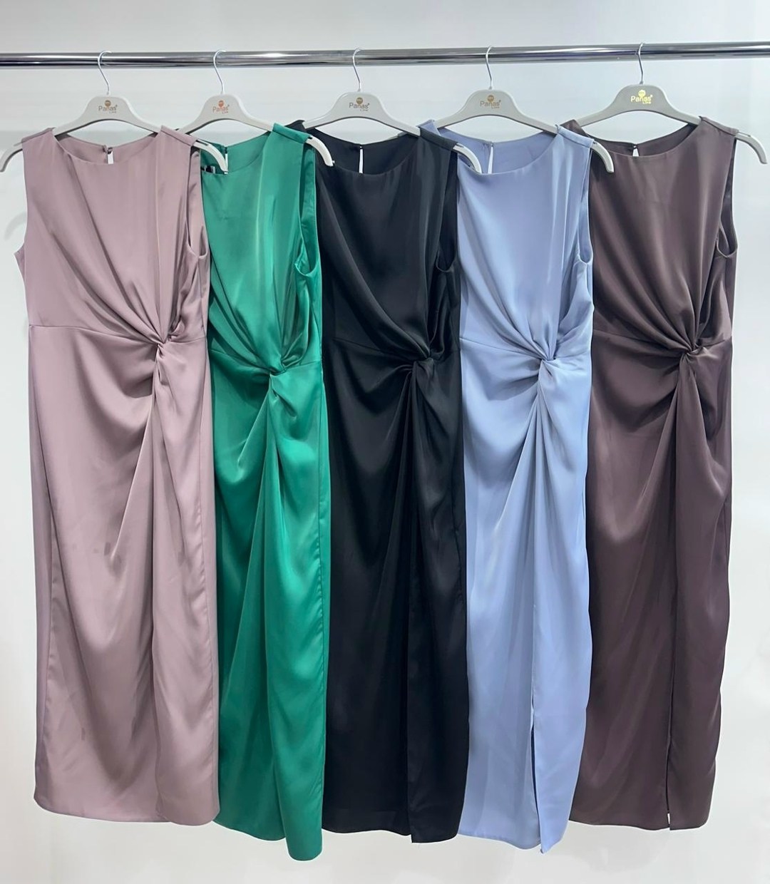 шелковое платье,атласное платье,шелковое платье в пол,платье,повседневные платья