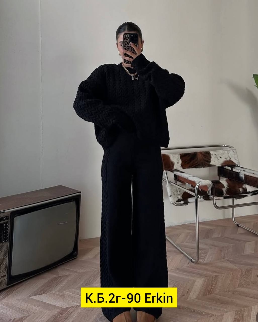 костюм женский вязаный,вязаные костюмы,вязаный брючный костюм,трикотажные костюмы,костюм брючный теплый вязаный