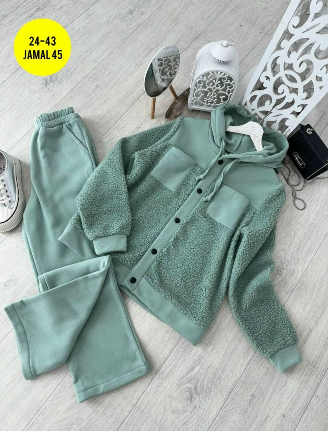 костюм женский на флисе,костюм женский трехнитка на флисе,теплый костюм на флисе,трикотажные костюмы,cпортивный костюм женский на флисе