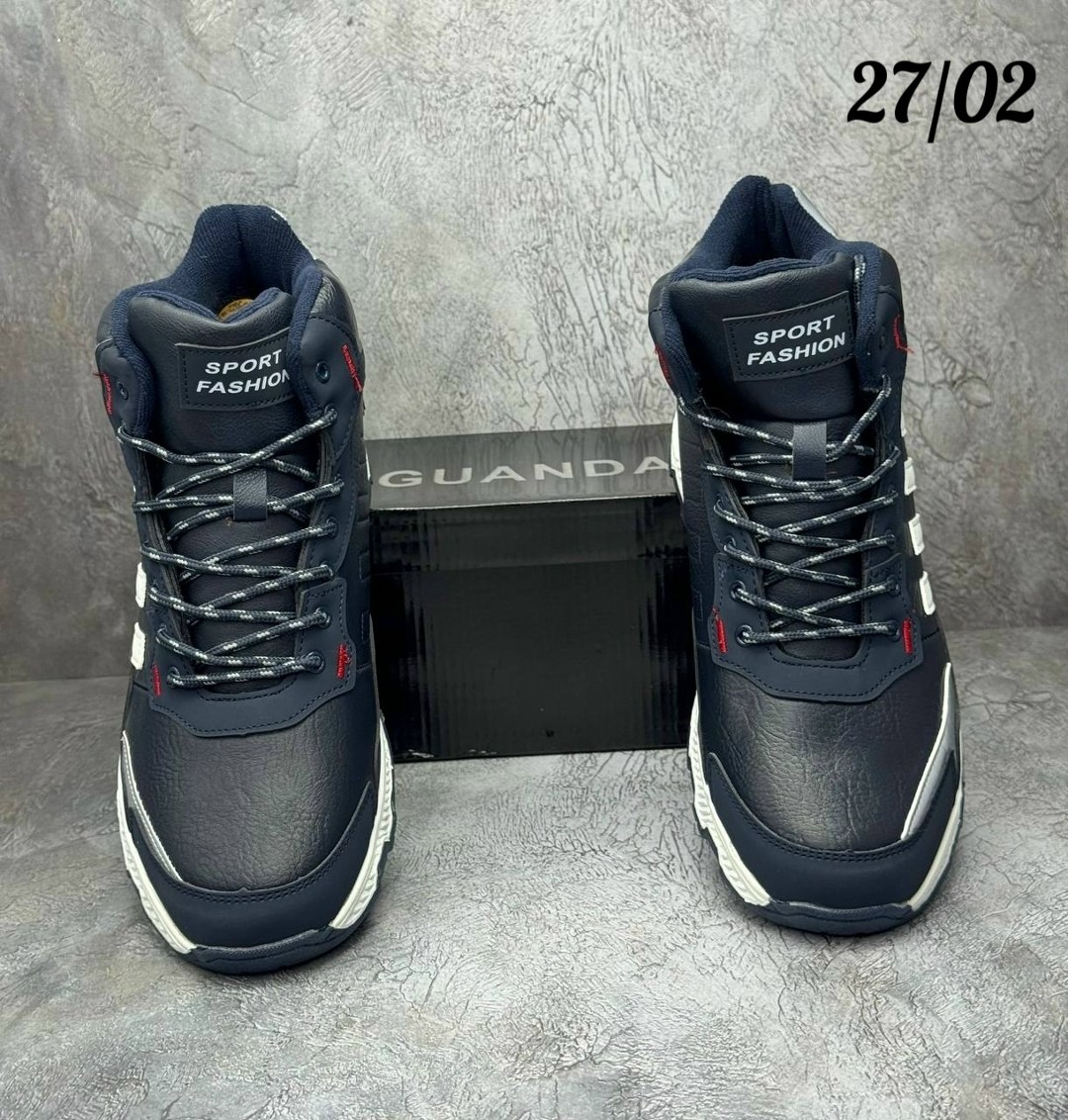 зимние кроссовки мужские адидас с мехом,зимние кроссовки adidas,кроссовки мужские зимние adidas,мужские зимние кроссовки,зимние кроссовки adidas climaproof