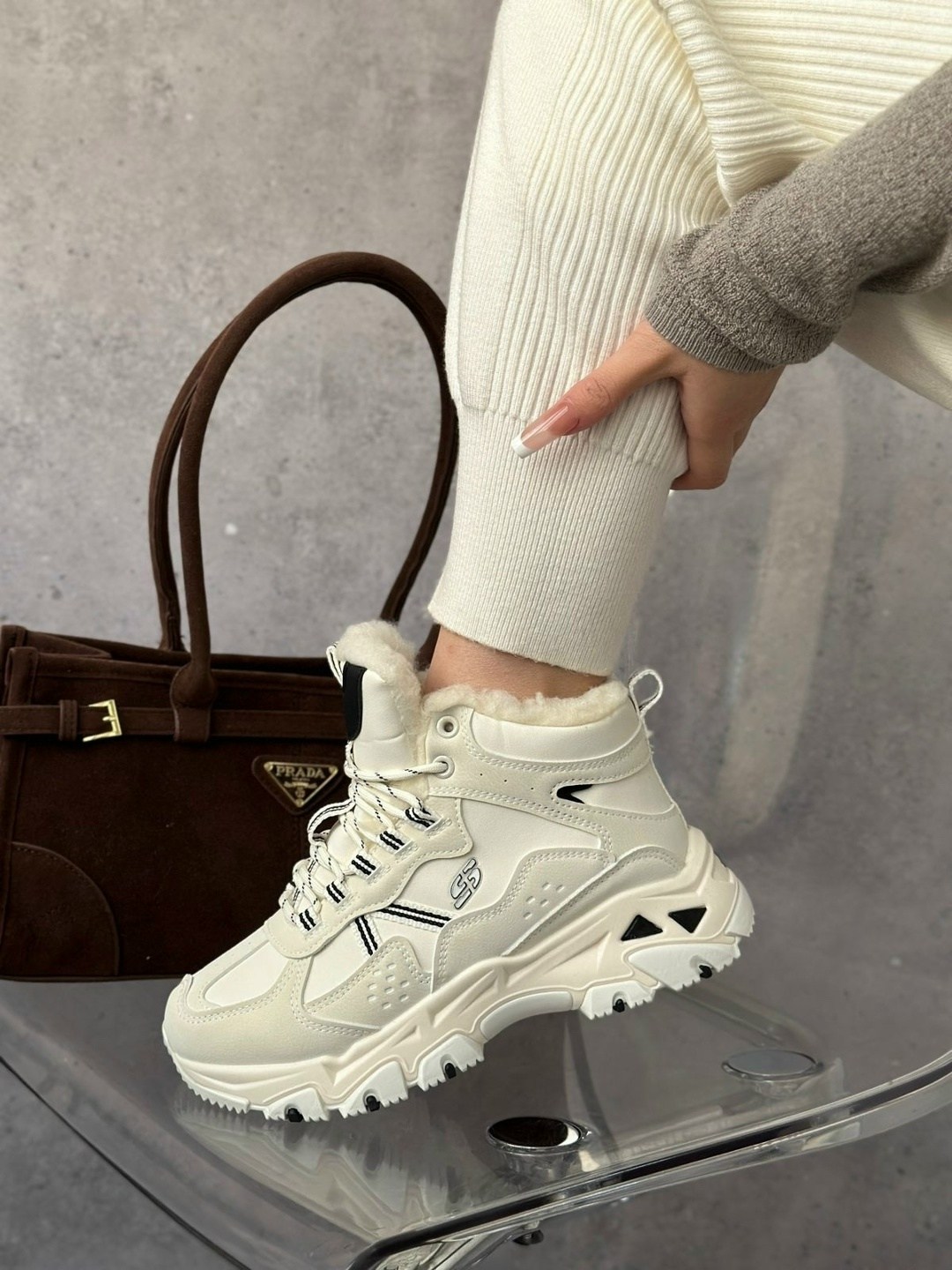 женские кроссовки,женские зимние кроссовки,кроссовки,теплые кроссовки,зимние кроссовки