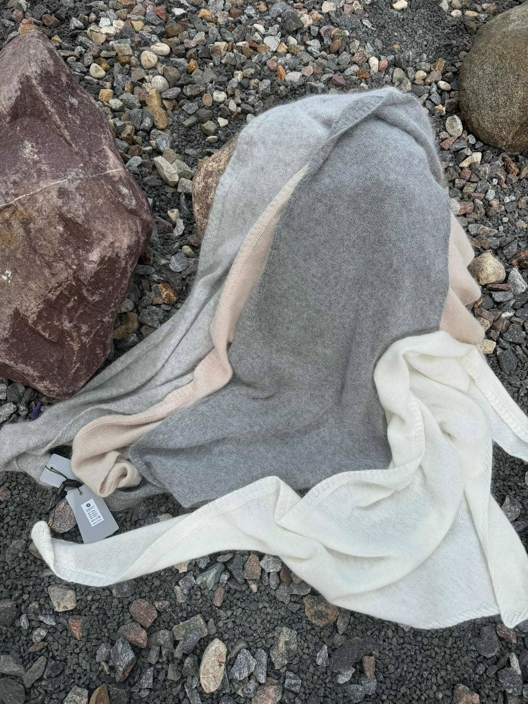 косынка фабрика оренбургских пуховых платков,пуховый платок оренбург шарф,косынка платок,зимняя косынка,платок косынка кашемир