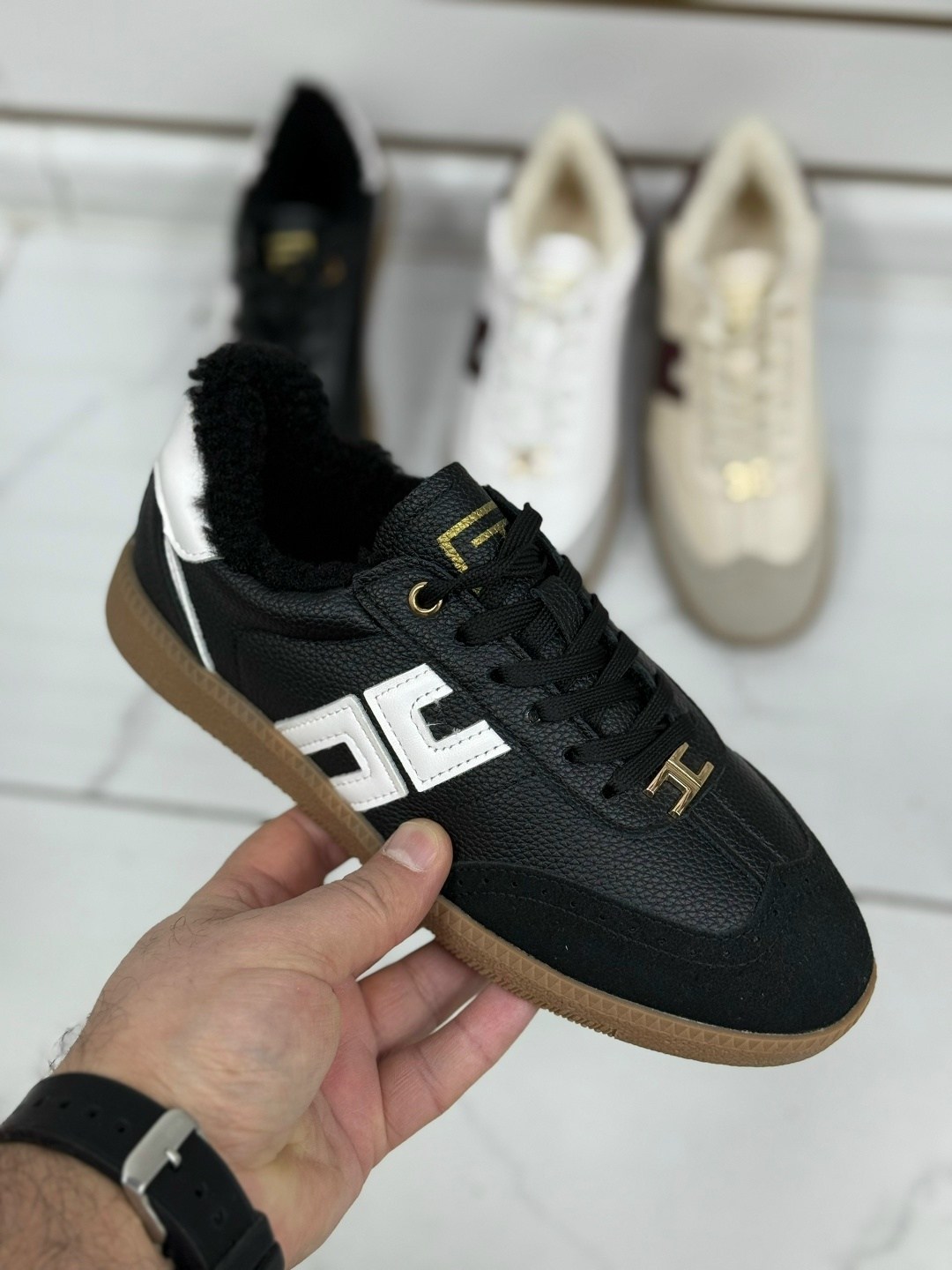 ,обуви,fendi кроссовки, женская,кроссовки кеды