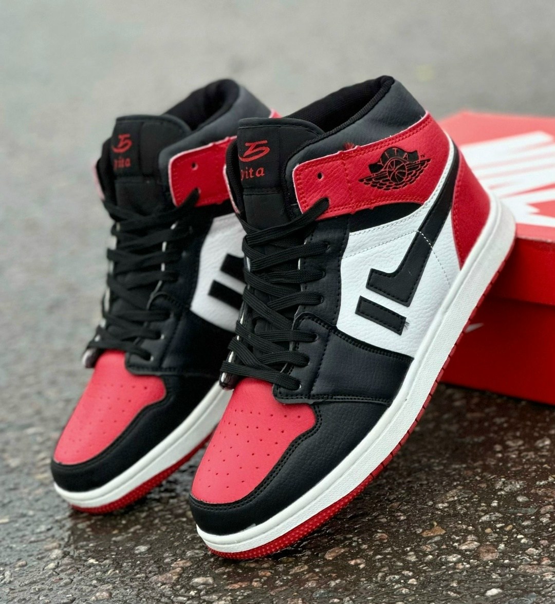 кроссовки nike air jordan 1,air jordan 1 mid lucky green,мужские кроссовки nike air jordan 1 retro high,кроссовки для мужчин,nike air jordan 1