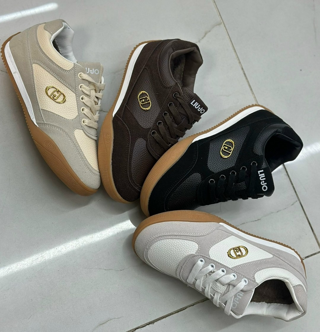 ,спортивная ,женские кроссовки,повседневные кроссовки, женская