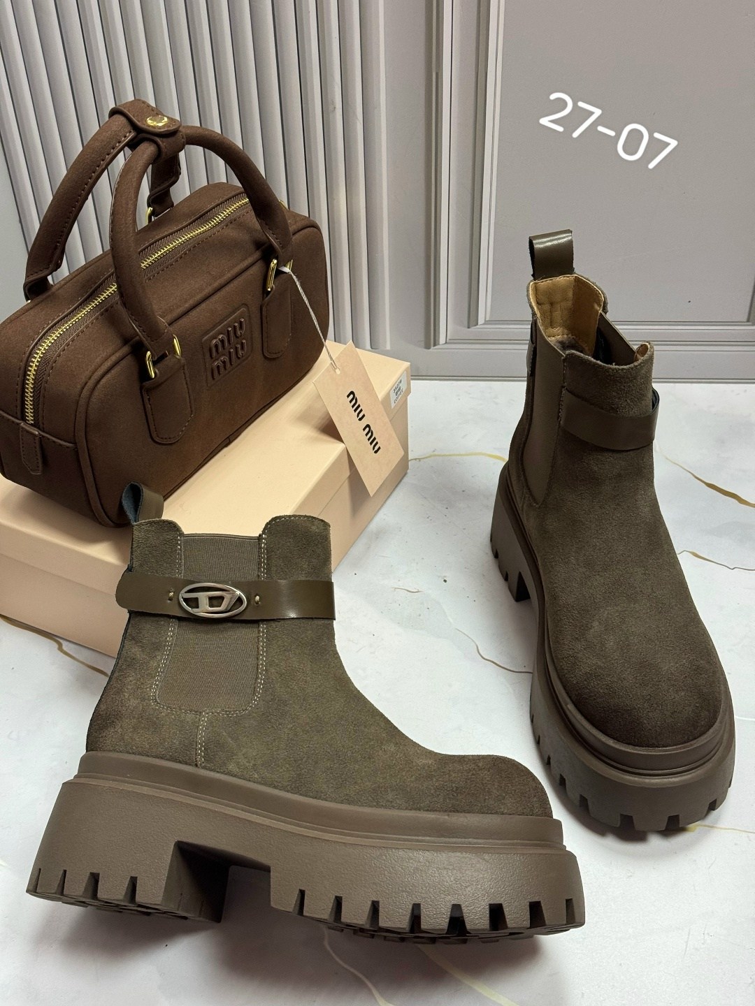 женские ботинки,,ботинки модные,ботинки челси баленсиага, женская