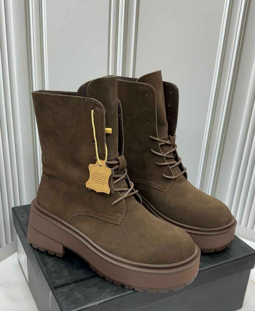 ботинки женские,,модные ботинки,ботинка,зимняя  женская