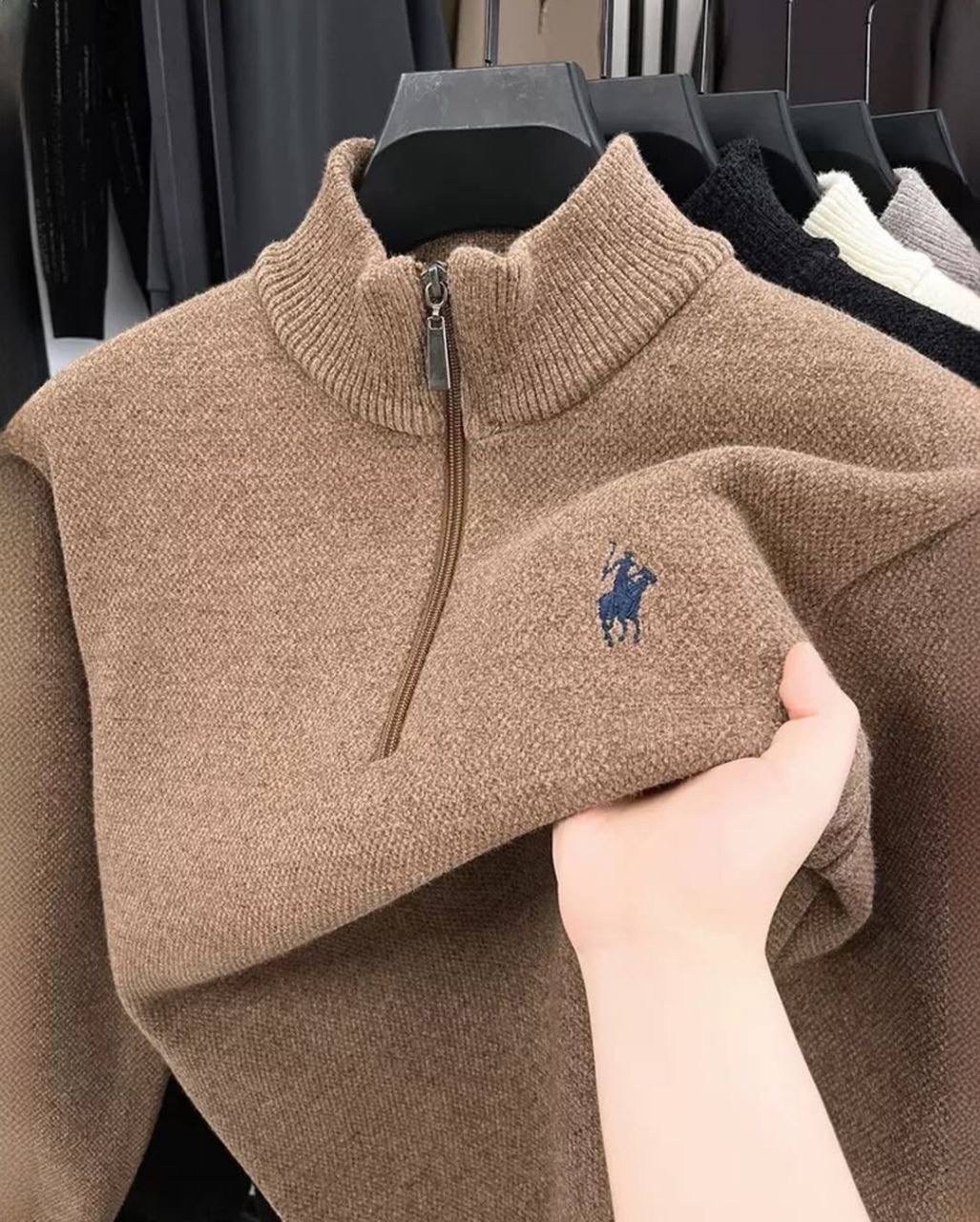 свитер,модные свитера,свитер с высоким воротом,трикотажный свитер,мужские свитера