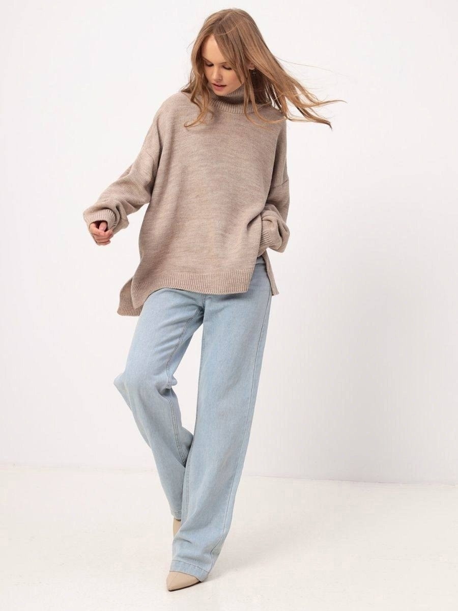 свитер оверсайз с высоким воротником,свитер женский оверсайз,свитер оверсайз вязаный с горлом женский,свитер женский с горлом оверсайз,вязаный джемпер женский оверсайз