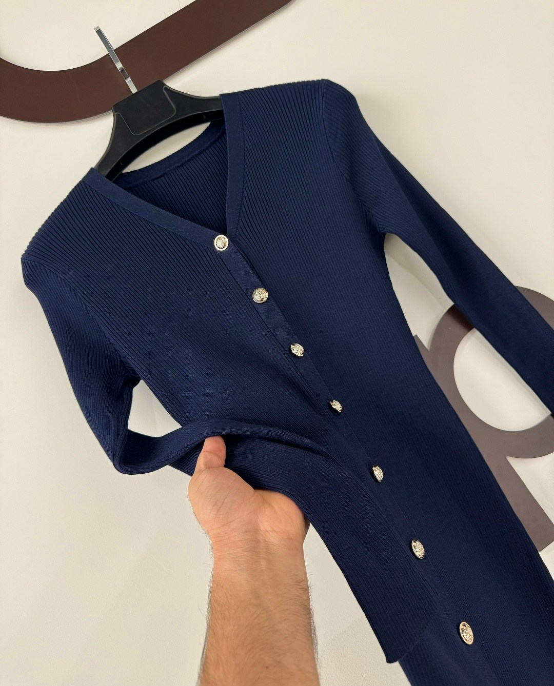 трикотажное платье,платье стильное,платье коричневое,платье женское трикотажное,платье с пуговицами