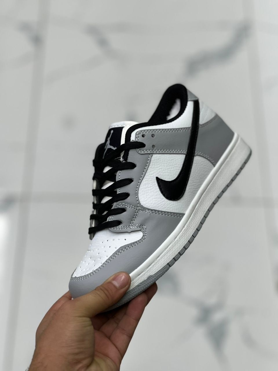 кроссовки найк диор,nike air jordan 1 low,кроссовки dior x nike air jordan 1,диор кроссовки,nike air jordan 1 dior