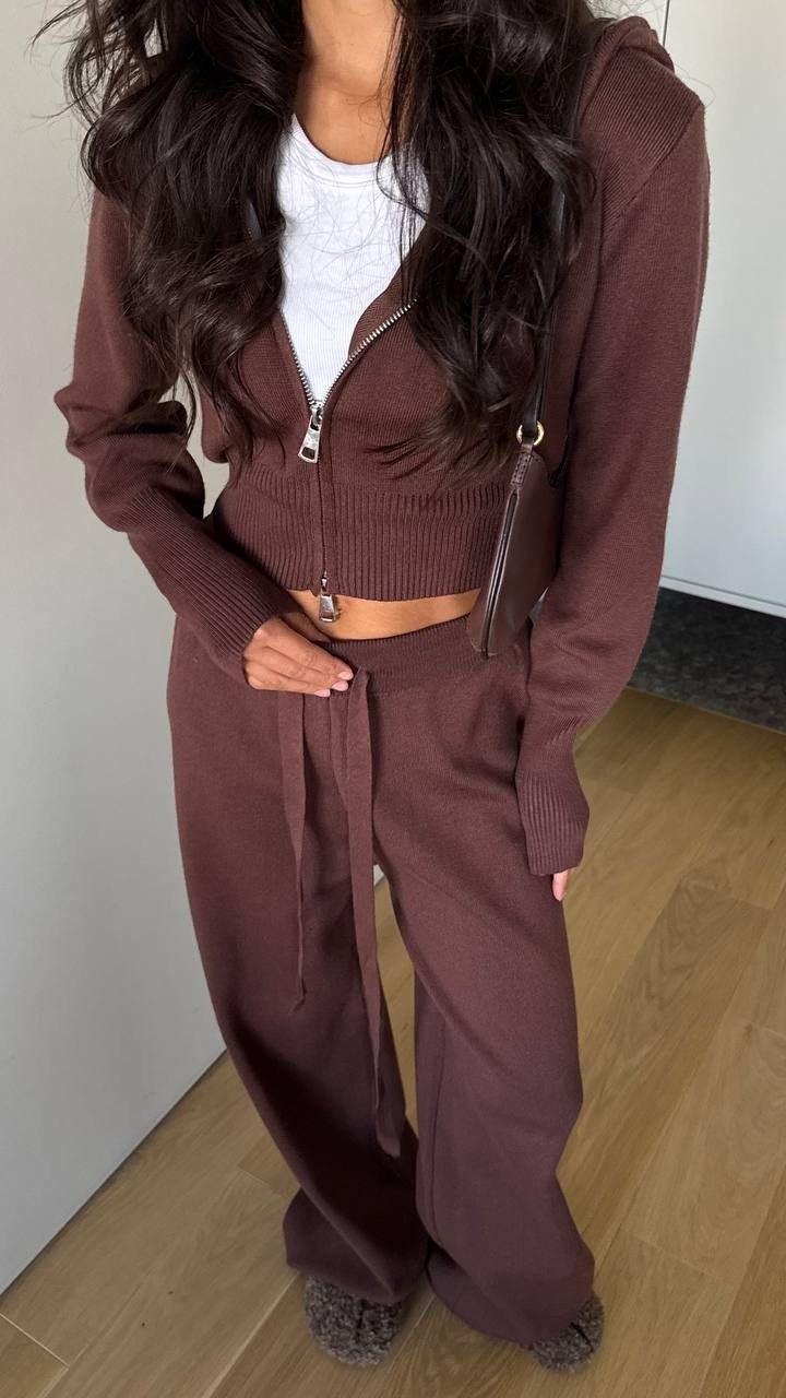 трикотажные костюмы,костюм с брюками,костюм с брюками и кофтой,вязаные костюмы,серый костюм женский