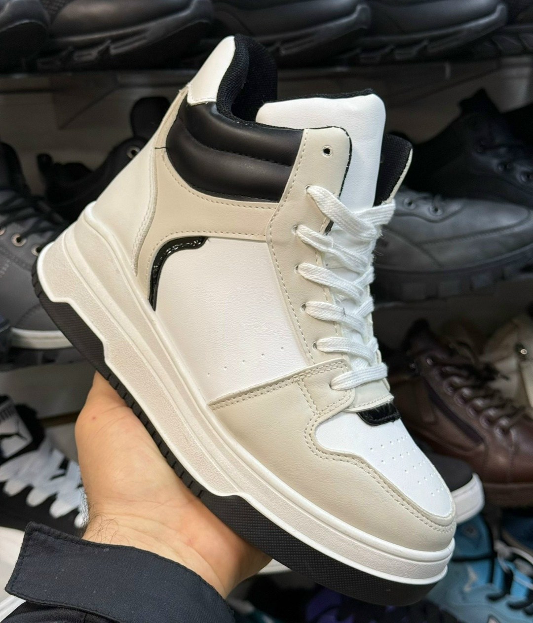 ,высокие кроссовки,обуви,женские кроссовки,кроссовка