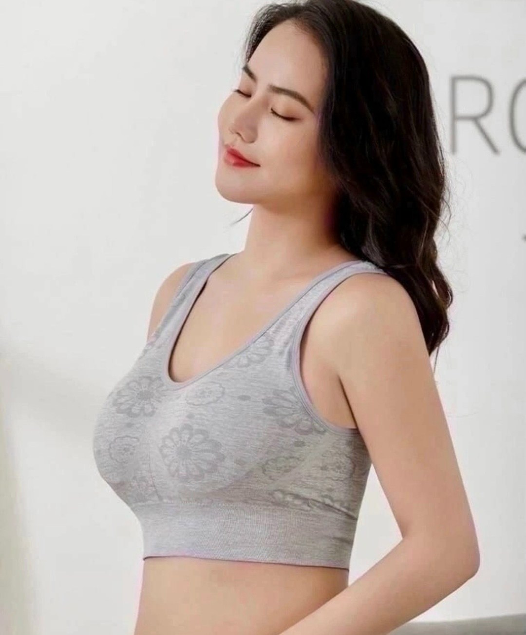 топы женские с поролоном,женское белье больших размеров,бюстгальтера большие размеры,женская нижнее белье,бюстье женское