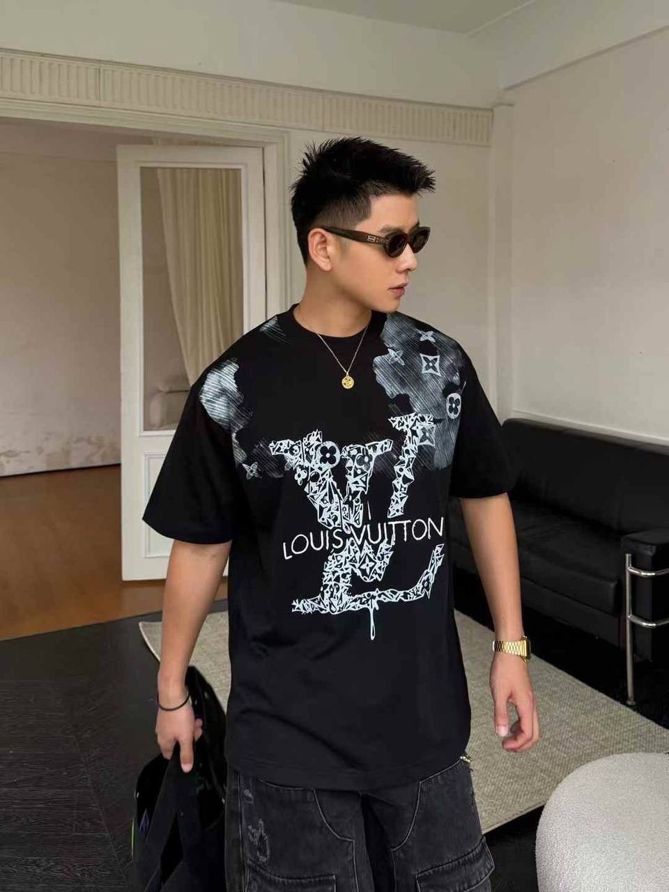 мужская футболка,модные мужские футболки,футболка,футболка louis vuitton