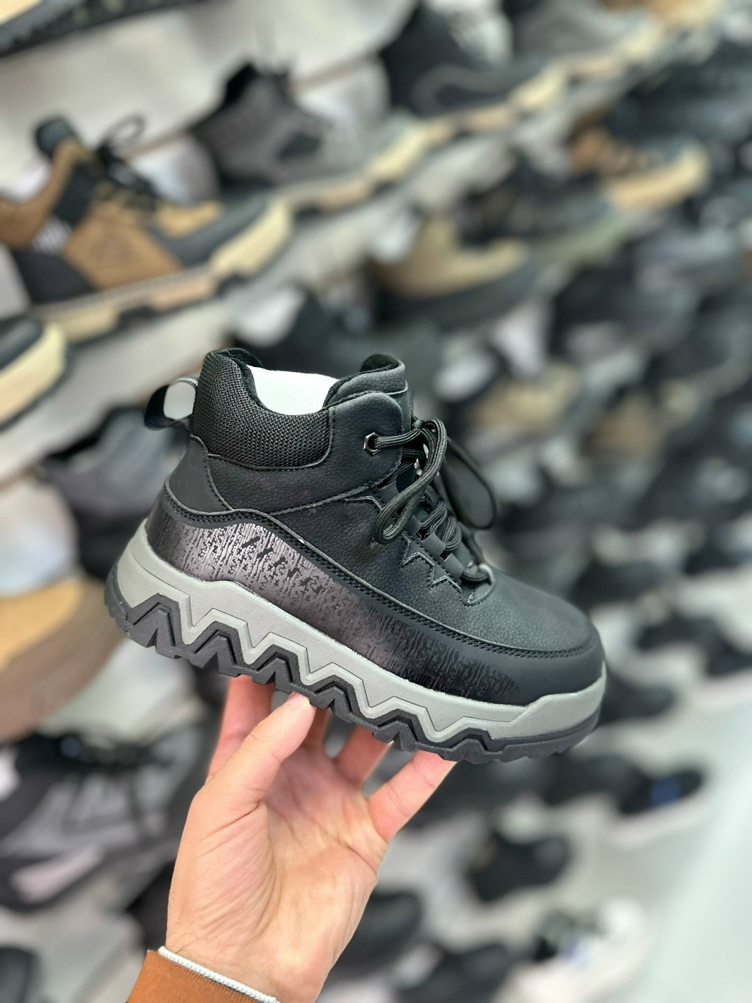 зимние ботинки детские,ботинки,,демисезонные ботинки,детская