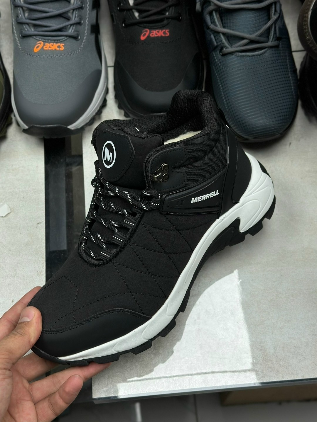 кроссовки reebok зимние,кроссовки reebok,кроссовки зимние мужские чёрные рибок,кроссовки reebok easytone зимние,кроссовки reebok royal glide mid