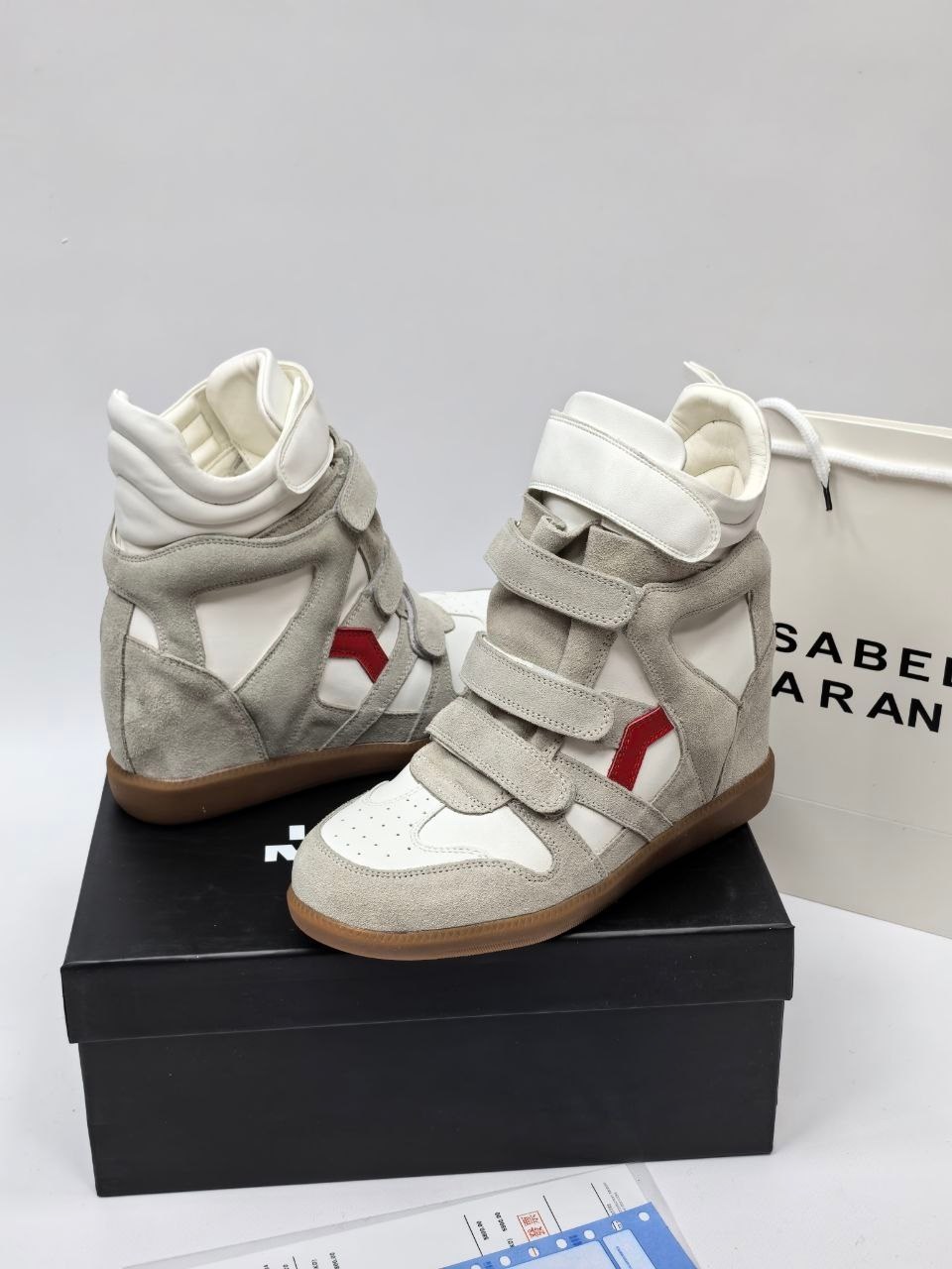 ,сникерсы изабель марант,кроссовки изабель марант,изабель марант  сникерсы,маранты