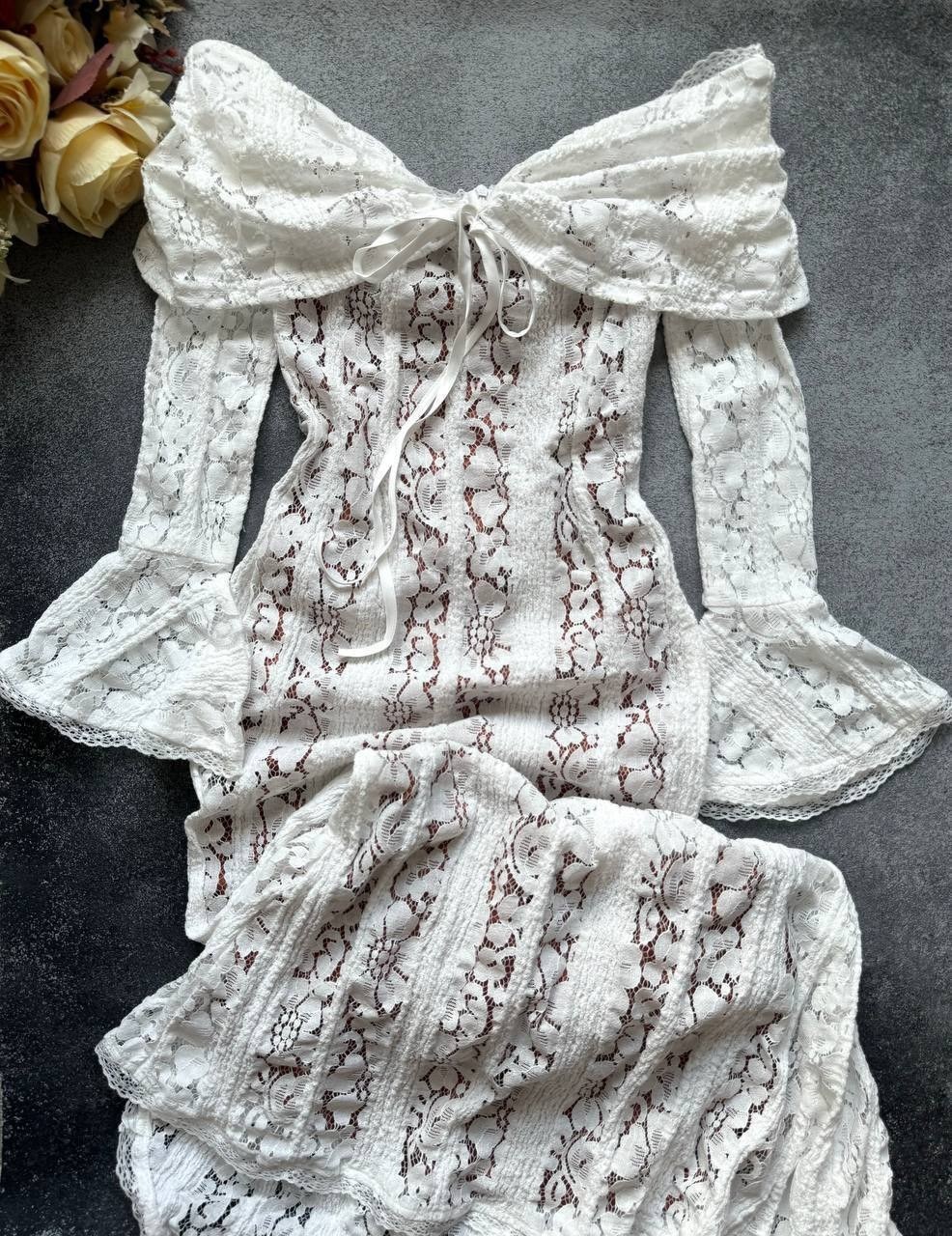 элегантные платья,кружевные платья,кружевное вечернее платье,свадебная платье,длинное платье с открытыми плечам