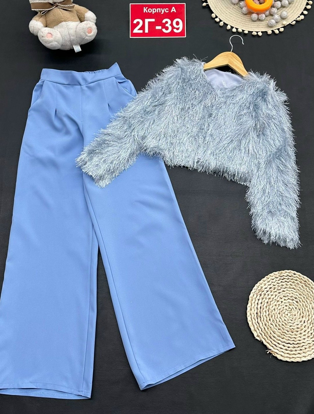 стильные костюмы,комплект костюм,нарядный брючный костюм для девочки,костюм бежевый,брючный костюм для девочек