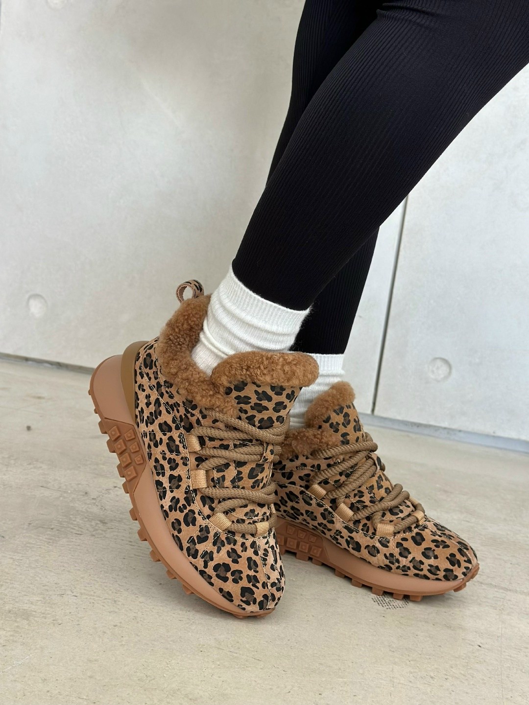 ,кроссовки женскиe,кроссовки женские зимние,леопардовые кроссовки, женская