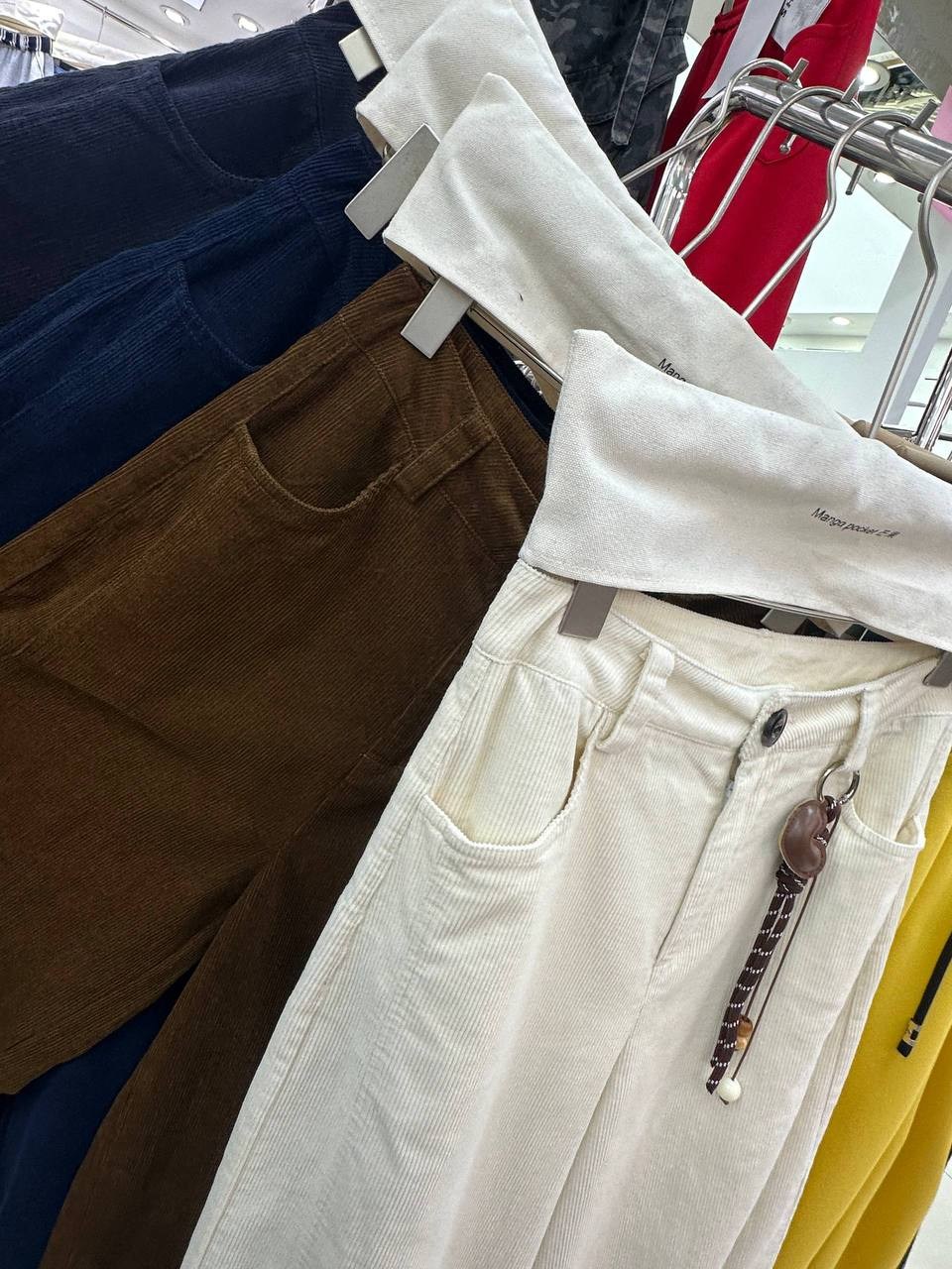 трикотажные костюмы,трикотажные костюмы женские,костюм женский вязаный,одежда брюки,трикотажный джемпер