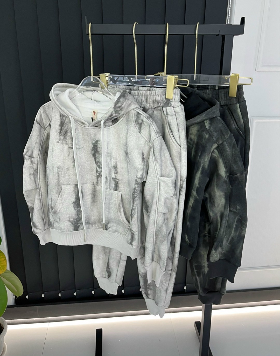 костюм велюровый женский,костюм велюровый,костюмы спортивные велюровые,спортивные костюмы,спортивные костюмы женские