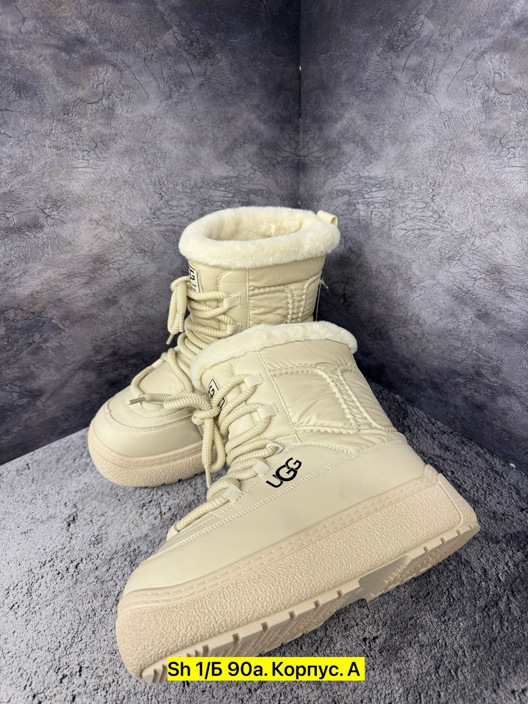 ,дутики прада женские,женские угги,зимняя женская ,дутики женские