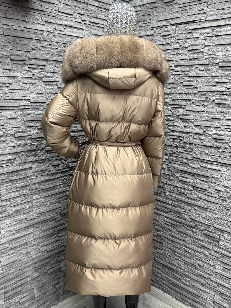 стильные пуховики,пуховики с мехом,длинный пуховик,пуховик,женские пуховики