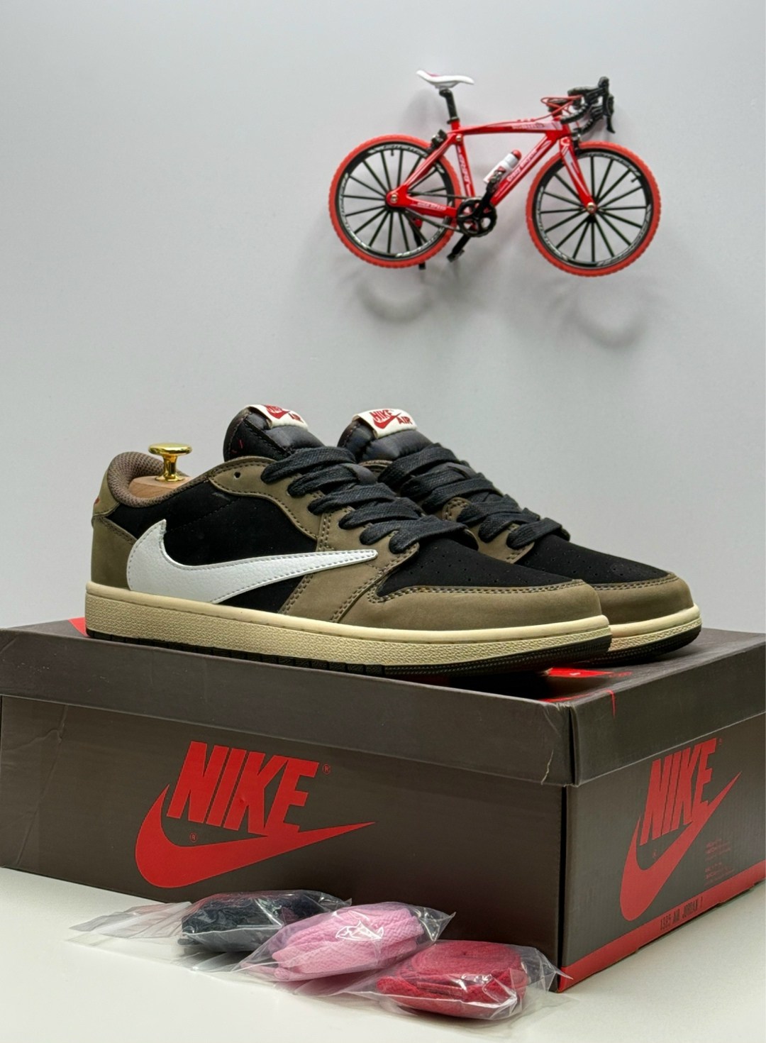 nike air jordan 1 low travis scott,nike air jordan 1 low x travis scott,air jordan 1 low travis scott,кроссовки nike air jordan 1 low travis scott,nike air jordan 1 retro low og sp travis scott