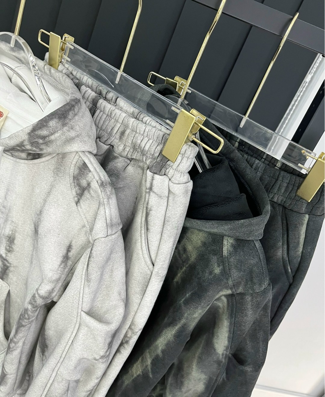 костюм велюровый женский,костюм велюровый,костюмы спортивные велюровые,спортивные костюмы,спортивные костюмы женские