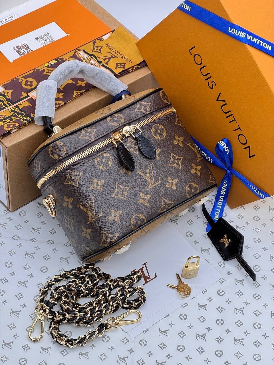 сумкa louis vuitton,louis vuitton сумка на плечо,сумки луи виттон,louis vuitton женская сумка,сумка бочонок луи виттон