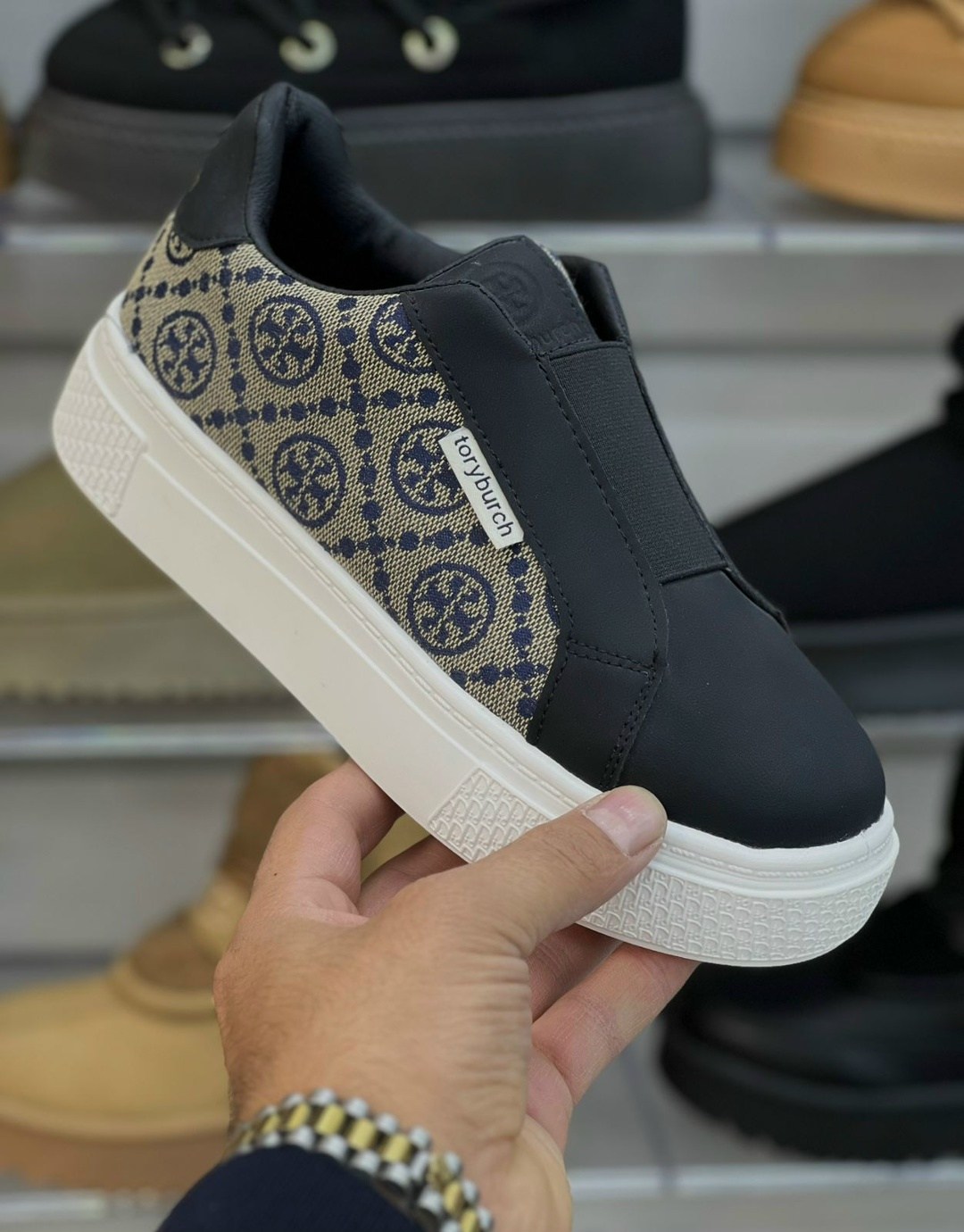 , женская,диор кроссовки,кеды женские guess fl8lfelea12,кеды guess