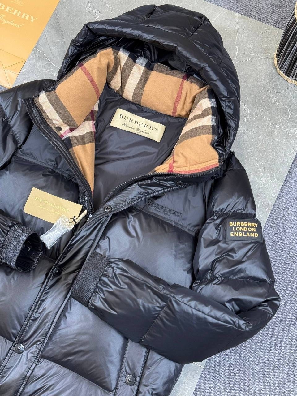 пуховик burberry,пуховик burberry 8018731 черный мужской,пуховик burberry мужской,куртка burberry,пуховик burberry 8018732