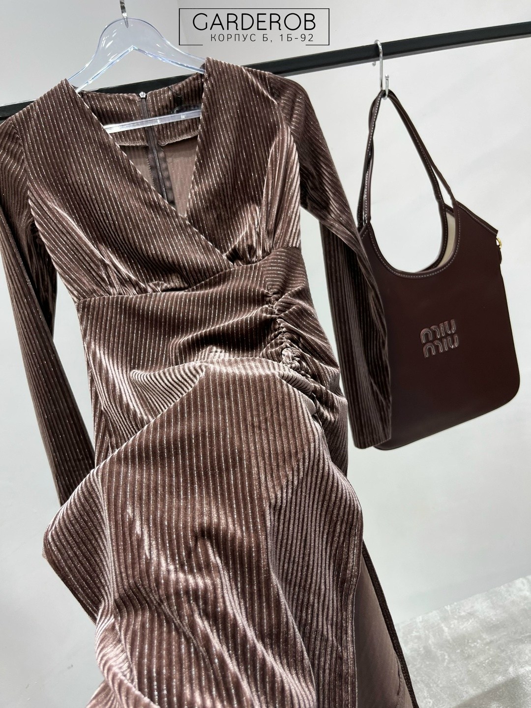 платье велюр вечернее,платье вечернее женское,платье вечернее,вечернее платье с разрезом,красивое вечернее платье