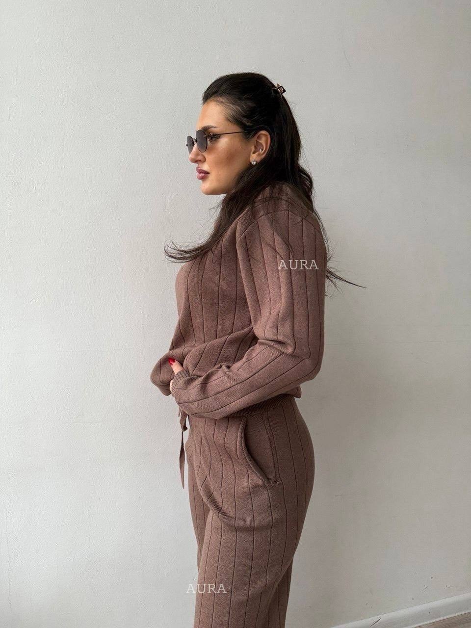 трикотажные костюмы,вязаные костюмы,костюм с брюками,костюм вязанный,вязаные костюмы женские