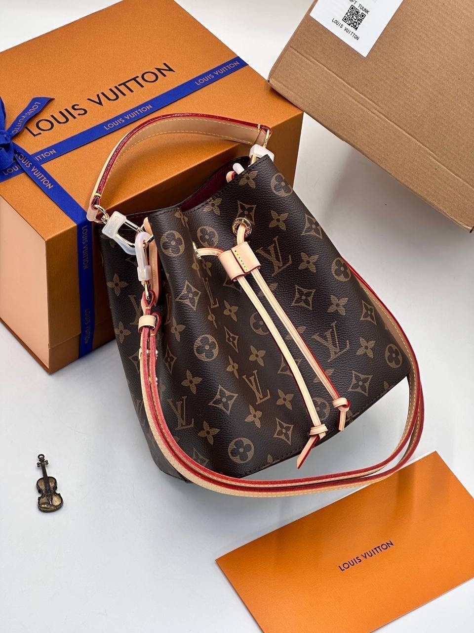louis vuitton сумка на плечо,сумка ведро луи виттон,сумка женская louis vuitton,сумкa louis vuitton,луи виттон сумка