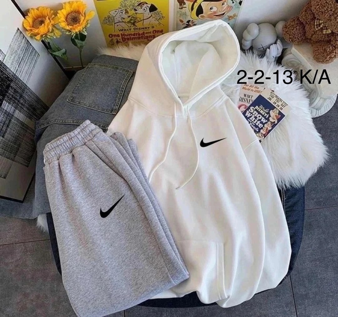 спортивные костюм,спортивные костюмы nike,спортивный костюм nike на флисе,спортивные костюмы на флисе,костюм худи