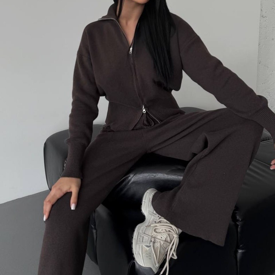 трикотажные костюмы,трикотажный костюм женский,женский костюм,женский вязаный костюм,вязаные костюмы