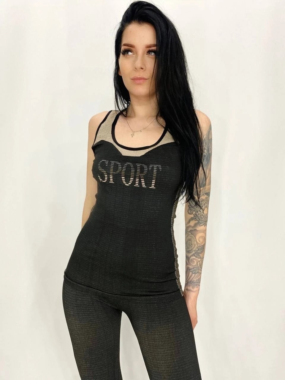 женская спортивная одежда,спортивные костюм,женские спортивные костюмы,костюм для фитнеса,одежда спортивная